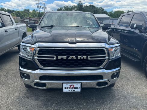Used 2022 RAM 1500 Big Horn AWD/4WD image 2
