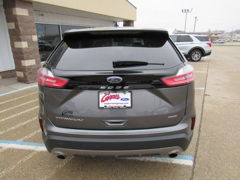 Used 2024 Ford Edge Titanium image 8