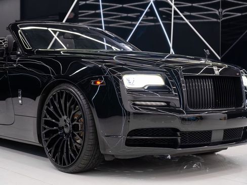 Used 2016 Rolls-Royce Dawn image 4