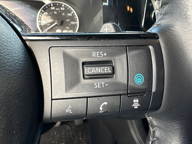 Used 2023 Nissan Pathfinder SL w/ SL Premium Package AWD/4WD image 7