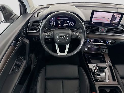 Certified 2023 Audi Q5 e Premium Plus w/ Premium Plus Package image 10