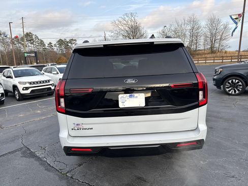 New 2026 Ford Expedition Platinum image 6