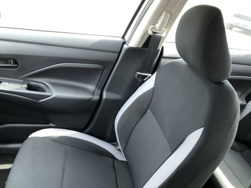 New 2025 Nissan Versa S w/ Trunk Package image 30