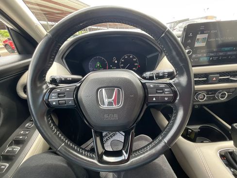 Used 2024 Honda HR-V EX-L image 33