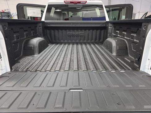 New 2026 GMC Sierra 1500 AT4 w/ AT4 Premium Package image 12