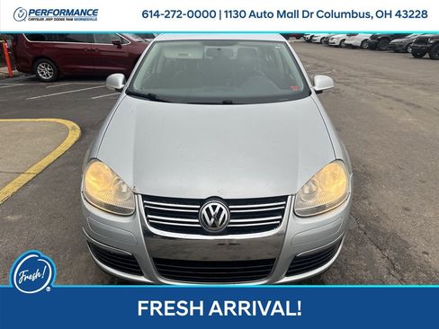 Used 2009 Volkswagen Jetta SEL image 9