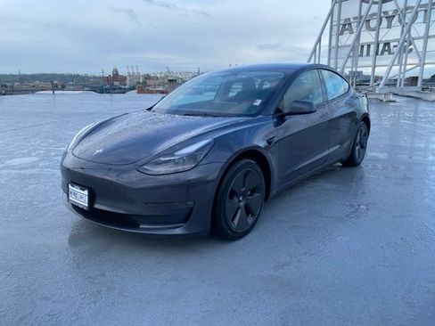 Used 2023 Tesla Model 3 Long Range AWD/4WD image 4