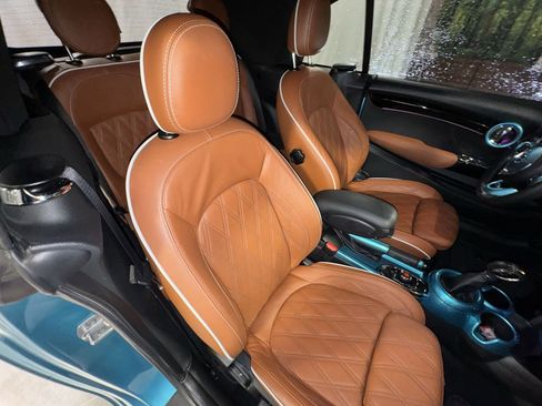 Used 2019 MINI Cooper Convertible w/ Signature Upholstery Package image 31