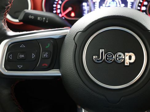 Used 2021 Jeep Wrangler Unlimited Rubicon AWD/4WD image 27