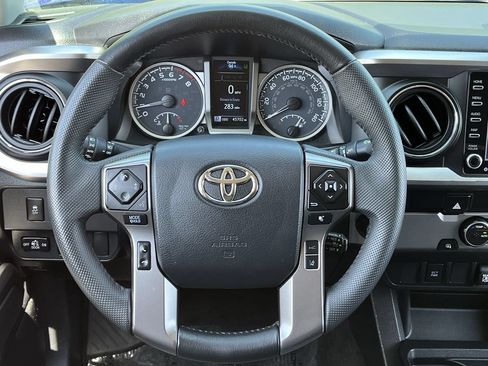 Used 2023 Toyota Tacoma SR5 RWD image 11