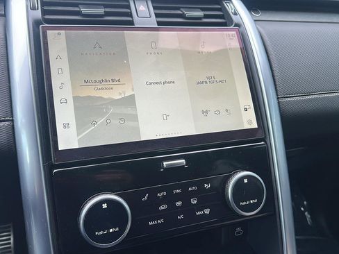 Used 2021 Land Rover Discovery HSE R-Dynamic image 26