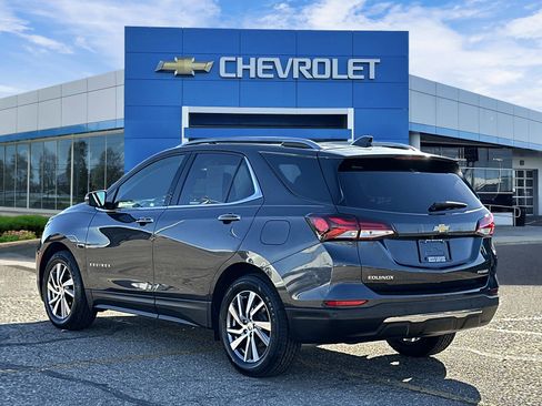 Certified 2022 Chevrolet Equinox Premier w/ LPO, Floor Liner Package image 4