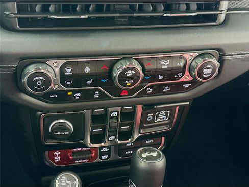 New 2024 Jeep Wrangler Unlimited Rubicon 392 image 11