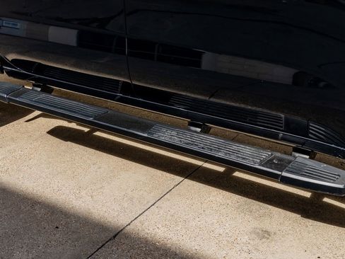 Used 2025 Chevrolet Silverado 1500 LT Trail Boss w/ Convenience Package II image 13