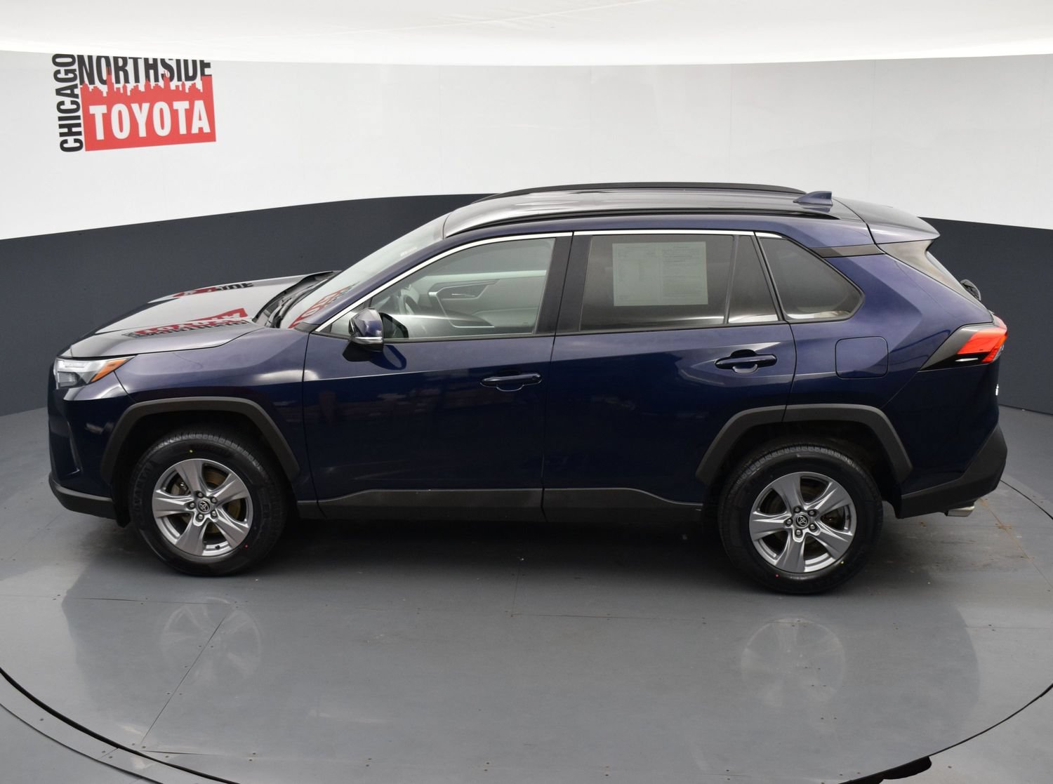 Used 2022 Toyota RAV4 XLE AWD/4WD image 17