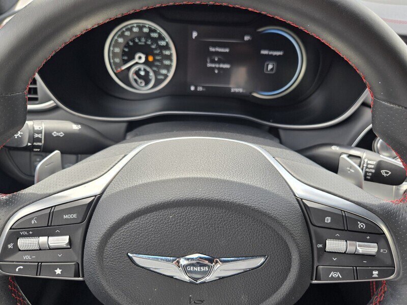 Used 2023 Genesis G70 3.3T w/ Sport Prestige Package RWD image 17