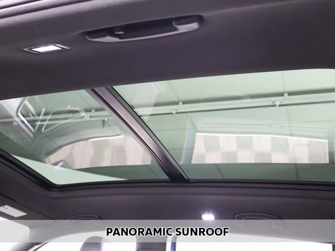 New 2024 Volkswagen Atlas Cross Sport SEL R-Line image 4