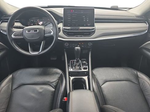 Used 2022 Jeep Compass Limited image 9