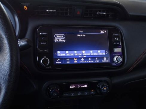 Used 2022 Nissan Kicks SR image 27