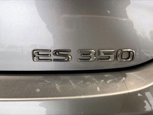 Used 2022 Lexus ES 350 F Sport w/ Accessory Package 2 image 31