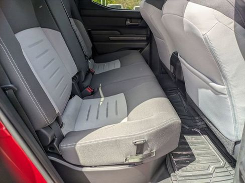 Used 2025 Toyota Tacoma TRD Sport AWD/4WD image 28