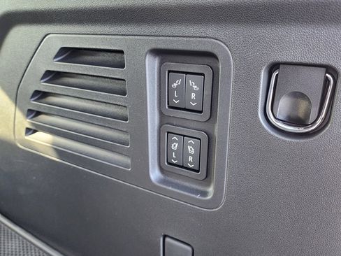 New 2026 Buick Enclave Sport Touring w/ Super Cruise Package image 51