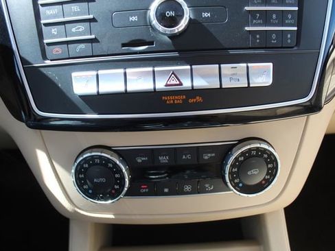 Used 2018 Mercedes-Benz GLE 350 4MATIC image 31