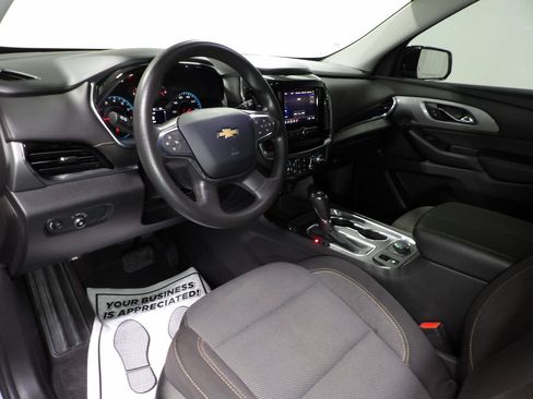Used 2020 Chevrolet Traverse LS FWD image 11