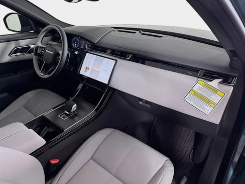 New 2026 Land Rover Range Rover Velar Dynamic SE AWD/4WD image 31