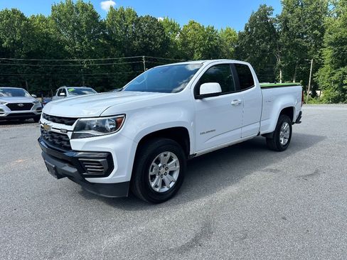 Used 2022 Chevrolet Colorado LT w/ Fleet Safety Package RWD image 2