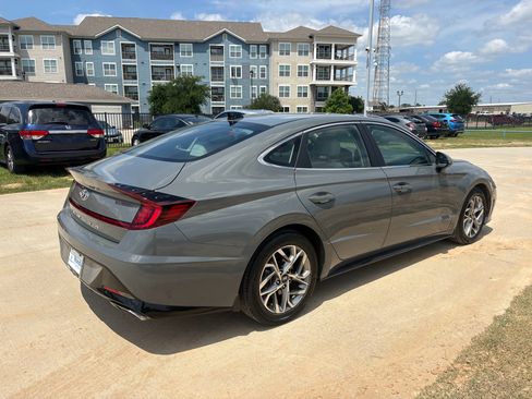 Used 2021 Hyundai Sonata SEL FWD image 8