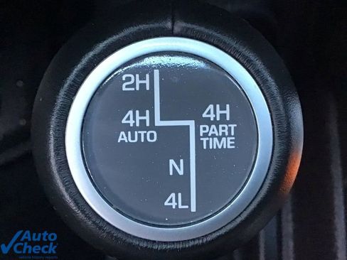 Used 2022 Jeep Wrangler Unlimited Sahara 4xe w/ Cold Weather Group image 28