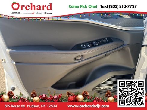 Used 2025 Jeep Wagoneer S Limited image 23