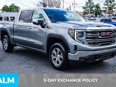 Used 2025 GMC Sierra 1500 SLT image 3