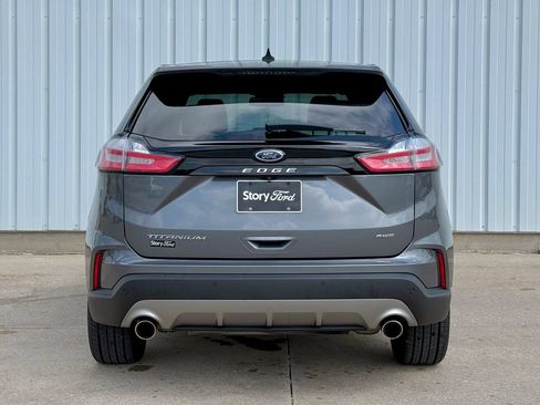 Used 2021 Ford Edge Titanium AWD/4WD image 5