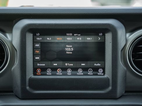 Used 2021 Jeep Wrangler Unlimited Sport AWD/4WD image 21