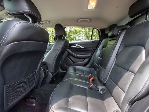 Used 2017 INFINITI QX30 w/ Cargo Package image 27