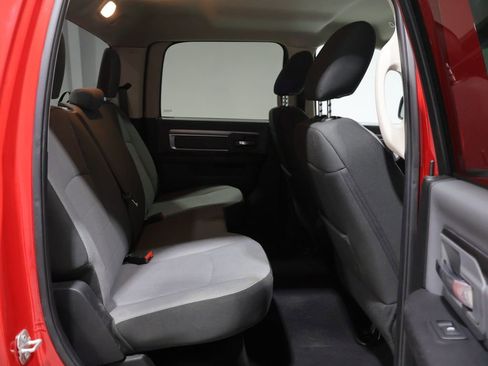Used 2023 RAM 1500 Classic SLT AWD/4WD image 18