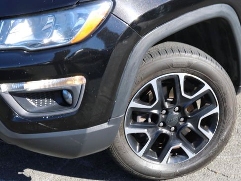Used 2020 Jeep Compass Trailhawk AWD/4WD image 4