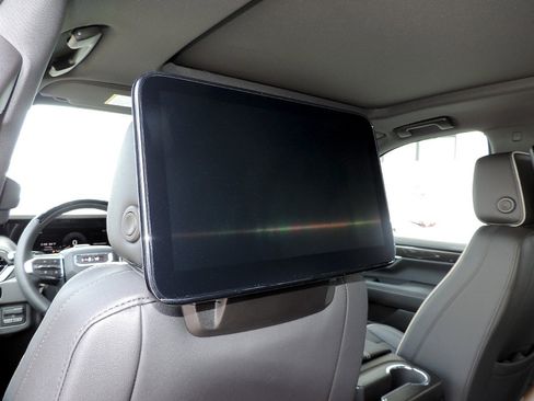 New 2026 GMC Yukon XL Elevation w/ Elevation Premium Package image 19