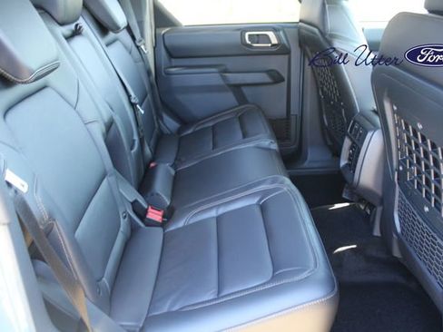 New 2025 Ford Bronco Badlands image 6