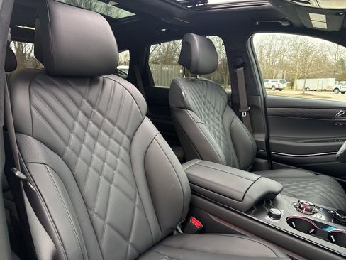 Used 2026 Genesis GV80 3.5T Prestige image 37