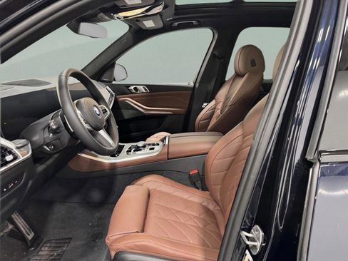 New 2026 BMW X5 xDrive50e w/ M Sport Package image 28