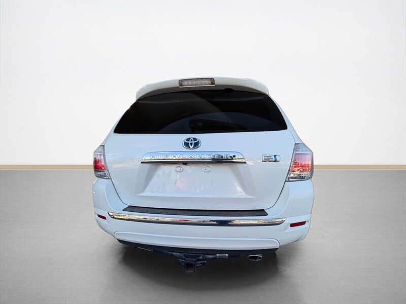 Used 2012 Toyota Highlander Limited AWD/4WD image 5