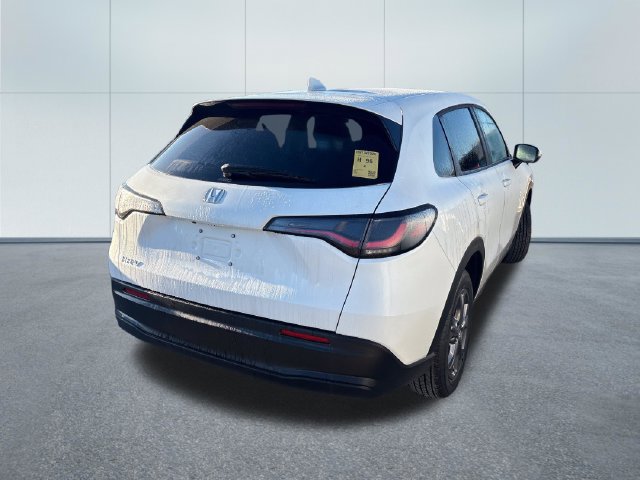 Used 2027 Honda HR-V LX image 4