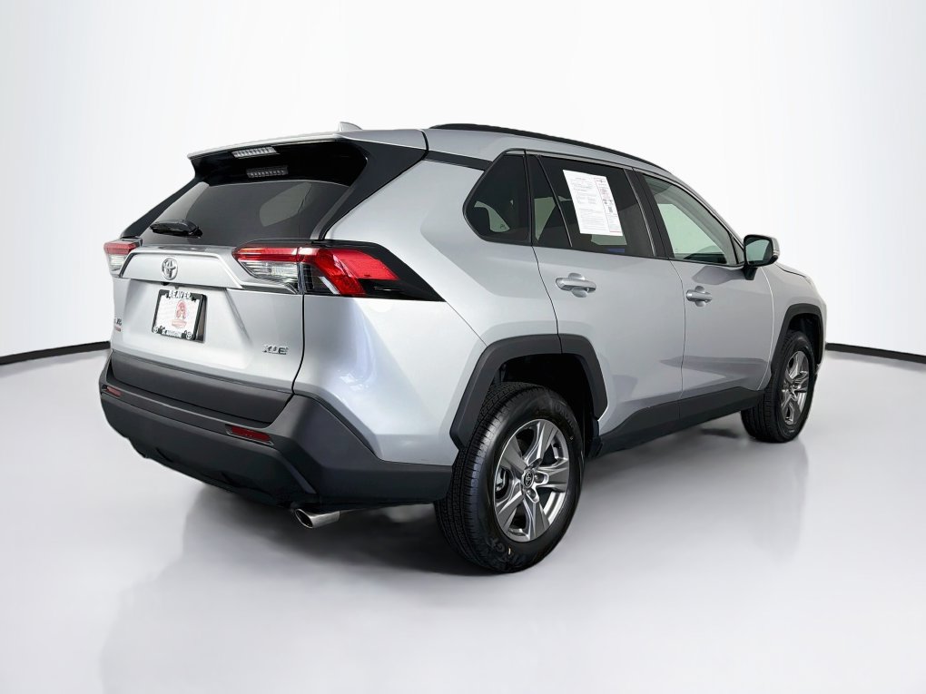 Used 2024 Toyota RAV4 XLE FWD image 10