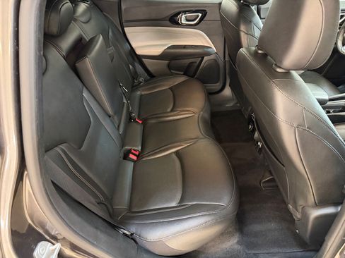 Used 2023 Jeep Compass Limited AWD/4WD image 30