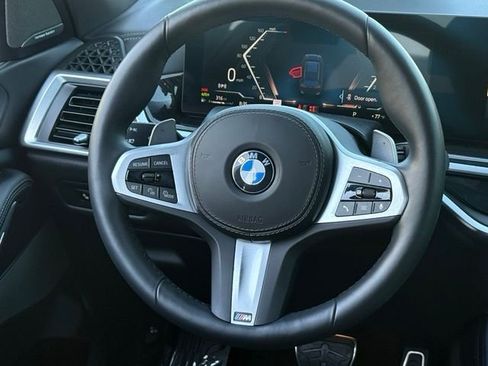 Used 2025 BMW X5 xDrive40i w/ M Sport Package AWD/4WD image 23