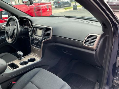 Used 2015 Jeep Grand Cherokee Laredo w/ Quick Order Package 23E AWD/4WD image 20
