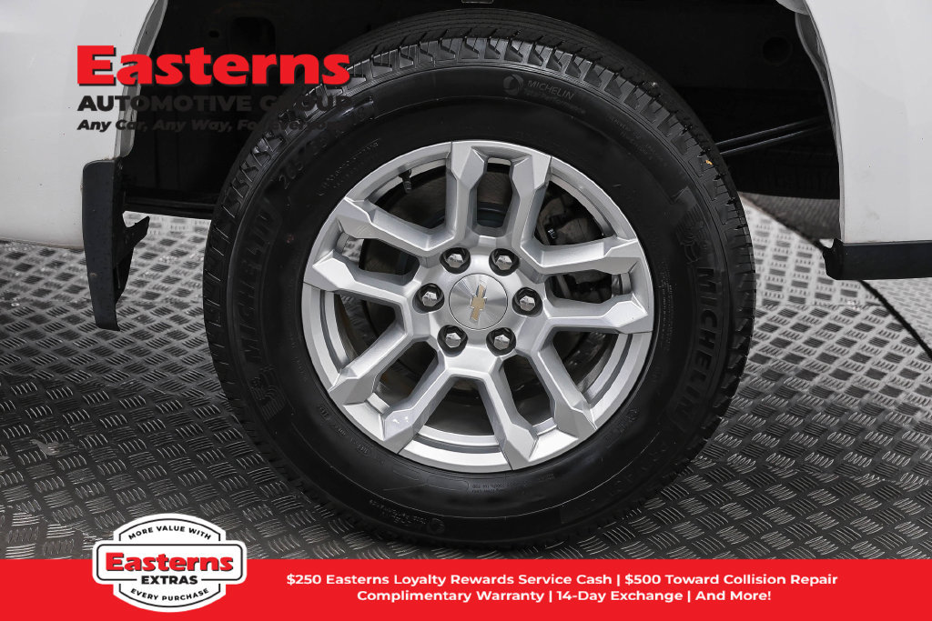 Used 2023 Chevrolet Silverado 1500 LT AWD/4WD image 36